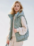 Women High Quality Down Fill Quilted Puffer Vest with Hoodie Zarnesh