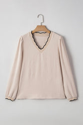 Women’s Contrast V-Neck Scalloped Trim Long Sleeve Blouse | Zarnesh