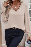 Women’s Contrast V-Neck Scalloped Trim Long Sleeve Blouse | Zarnesh