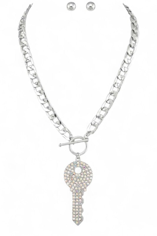 Women’s Crystal Key Pendant Necklace Set | Zarnesh