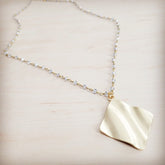 Women’s Gilded Wave Pendant Beaded Chain Necklace | Zarnesh