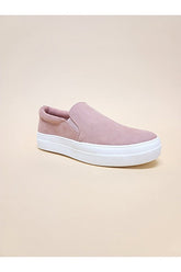 Women's Hike Slip-On Casual Sneaker | Zarnesh