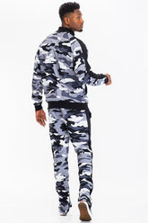 Men's Full Camo with Stripe Jacket and Pant Set | Zarnesh