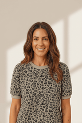 Textured Leopard Print Banded Trim Tee | Zarnesh