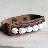 Women’s Genuine Freshwater Narrow Cuff Pearls | Zarnesh