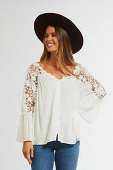 Women’s V-Neck Crochet Lace Lace Sleeve Top | Zarnesh