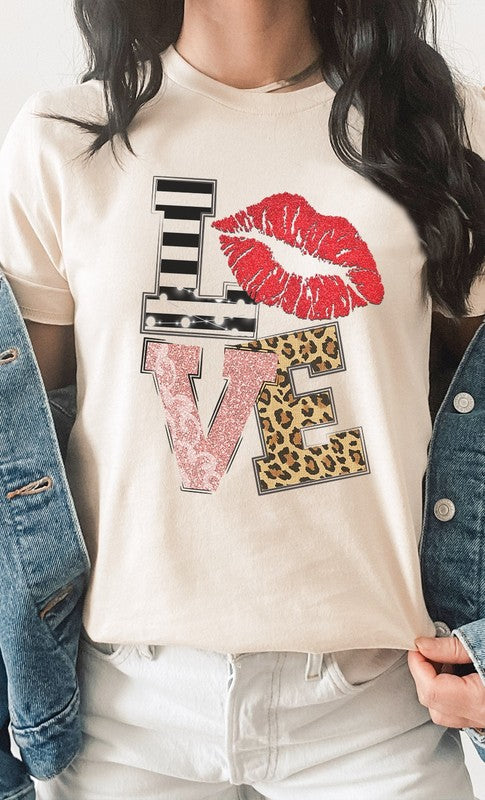 Women Love Multi Pattern Valentine Plus Size Graphic Tee Zarnesh