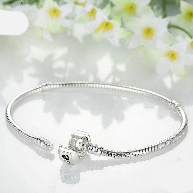 Timeless Simplicity: Silver Beaded Bracelet