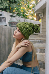 Women Oversized Chunky Knit Pom Beanie | Zarnesh