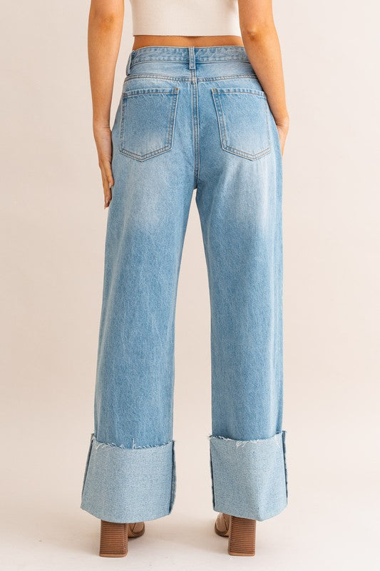  Elevate Your Style with High-Waisted Wide Leg Cuffed Jeans | Zarnesh