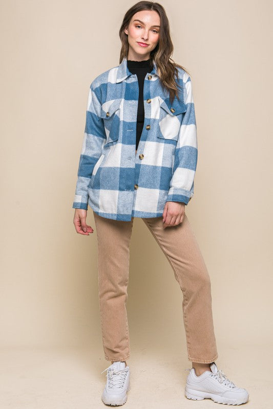 Women Plaid Button Down Jacket with Front Pocket Detail | Zarnesh