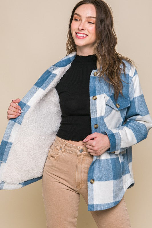 Women Plaid Button Down Jacket with Front Pocket Detail | Zarnesh