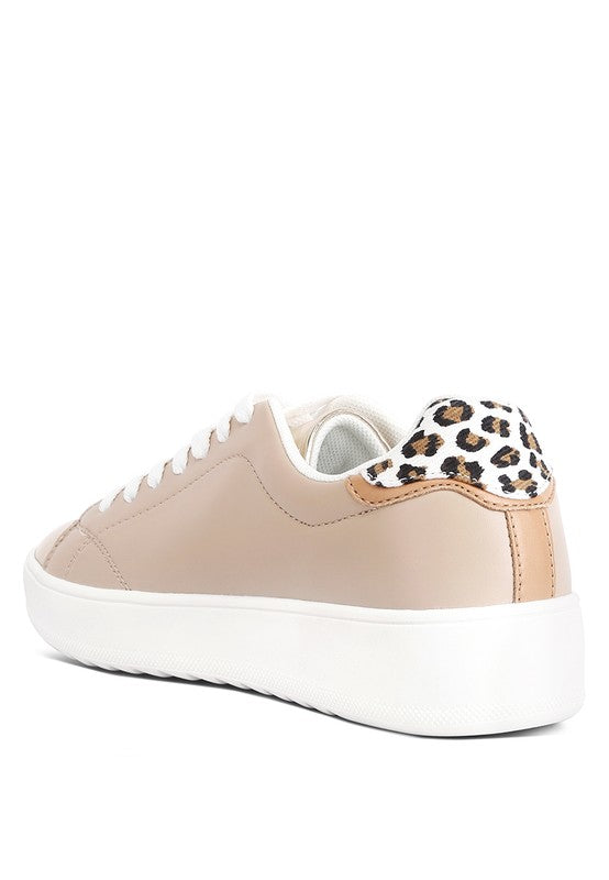 Women's Dory Metallic Accent Sneakers 