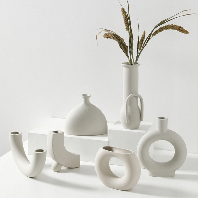 Nordic Elegance: Ceramic Vases for Chic Home Decor