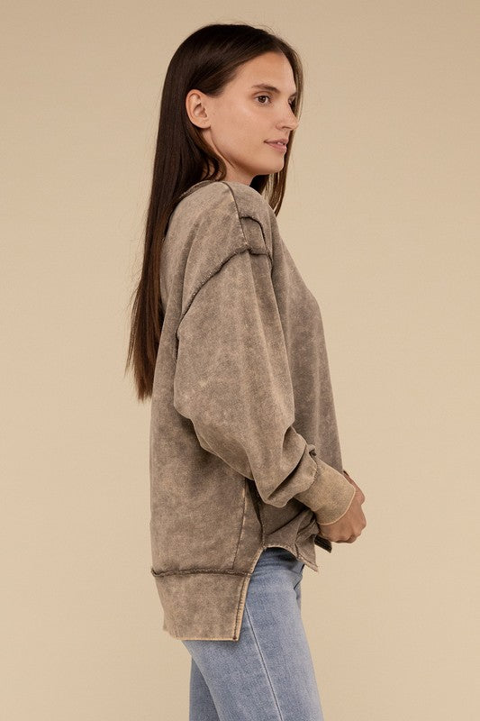 Women Acid Wash French Terry Exposed-Seam Sweatshirt | Zarnesh