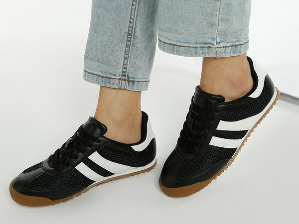 Women Blaster Anti Skid Sole Striped Lace Up Sneakers Zarnesh