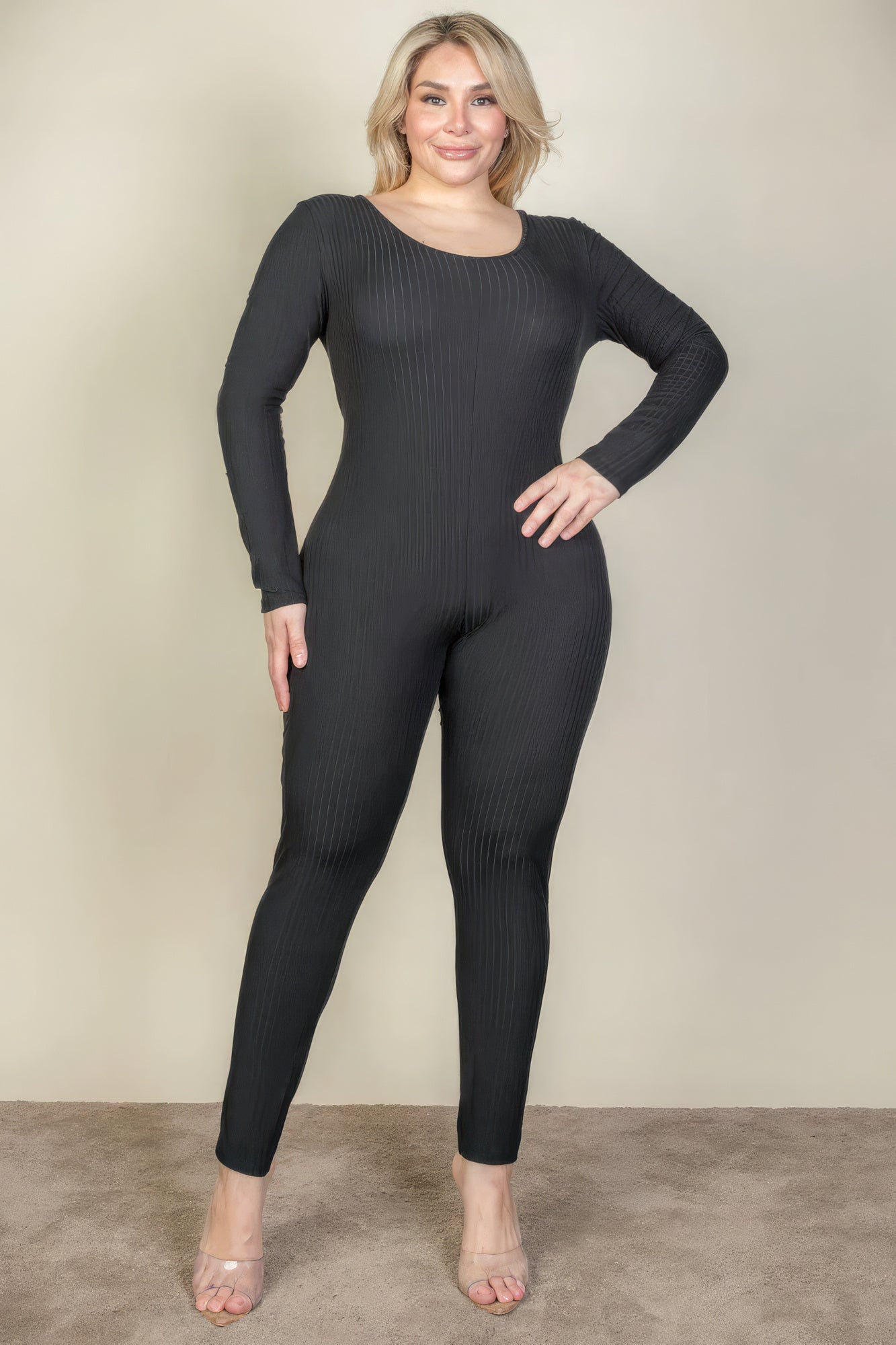 Women's Plus Size Ribbed Scoop Neck Long Sleeve Jumpsuit | Zarnesh