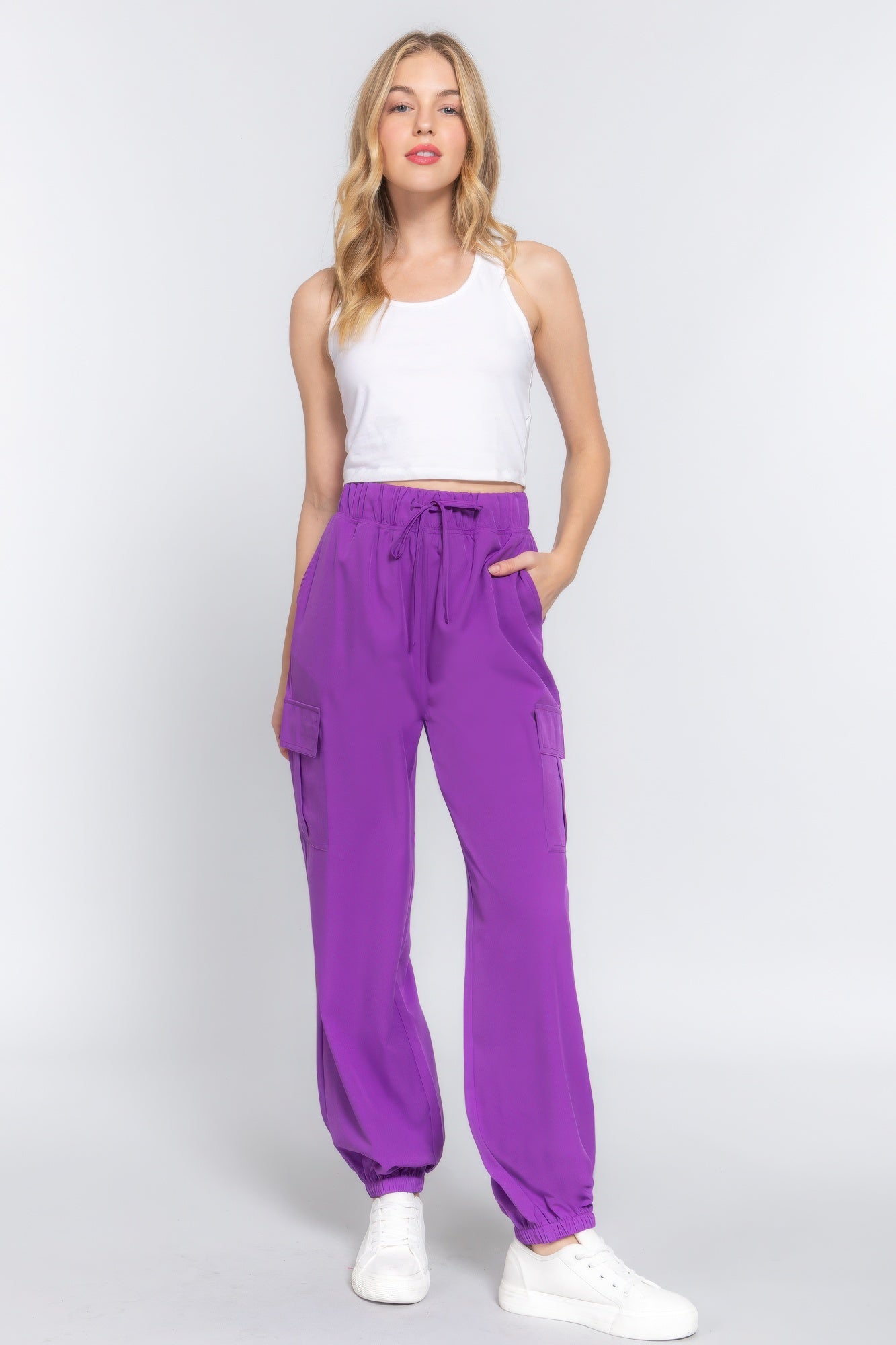 Women's Lightweight Stretch Woven Cargo Jogger Pants Zarnesh.com