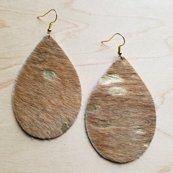 Leather Teardrop Earrings in Tan and Gold Hair | Zarnesh 
