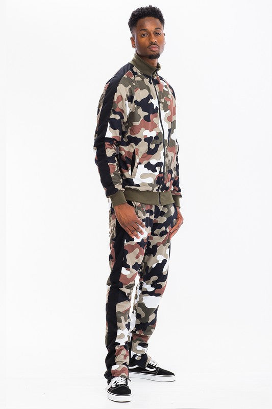 Men's Full Camo with Stripe Jacket and Pant Set | Zarnesh