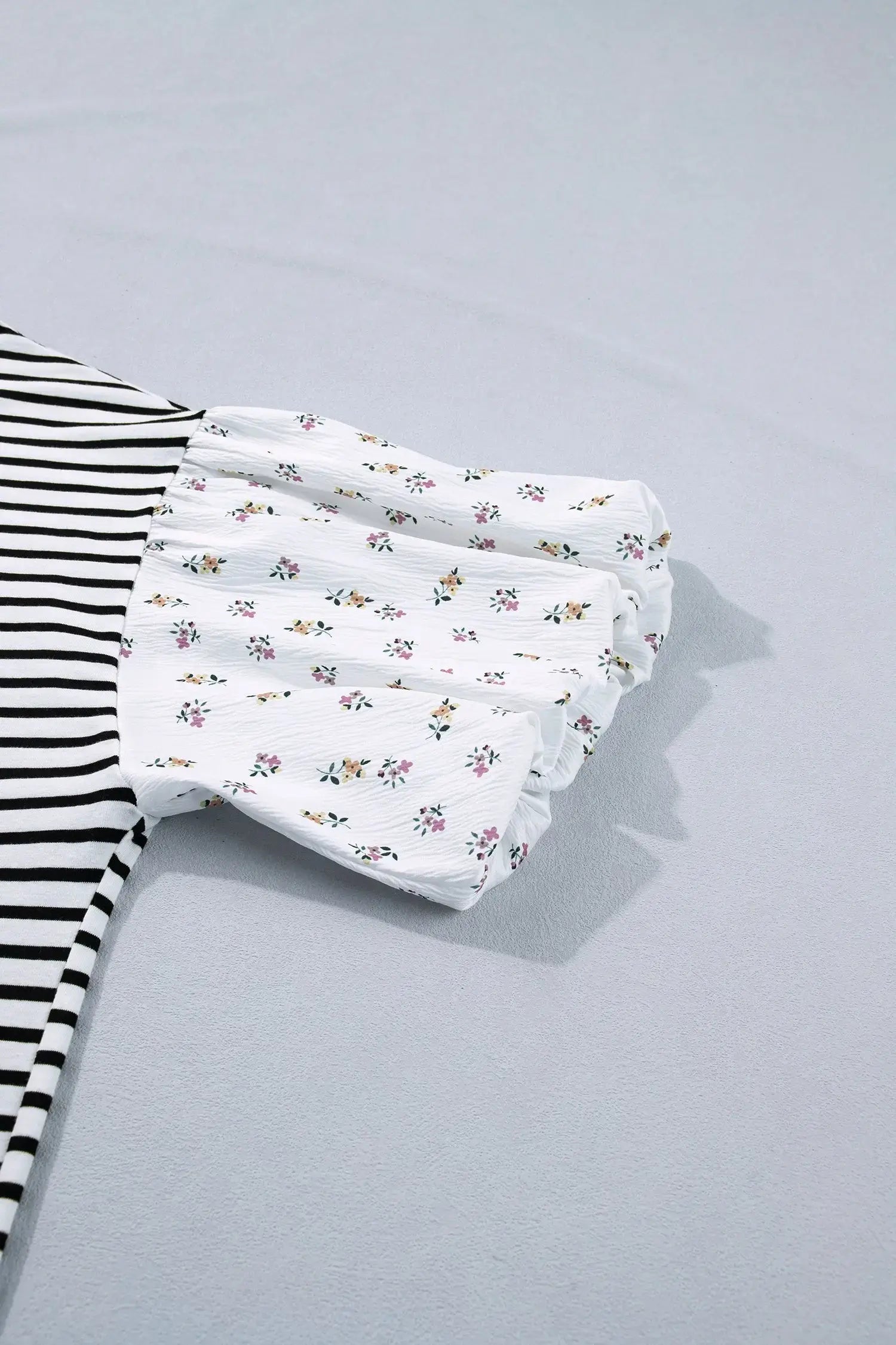 Plus Size Stripe Puff Sleeve Floral Patchwork Top | Zarnesh