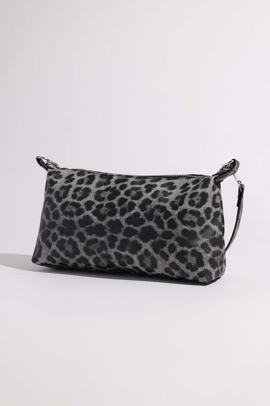 Womens  Leopard Saddle Shoulder Bag  | Zarnesh 