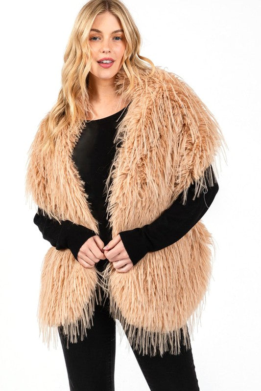 Women Luxurious Faux Fur Iconic Pull Through Shawl Zarnesh