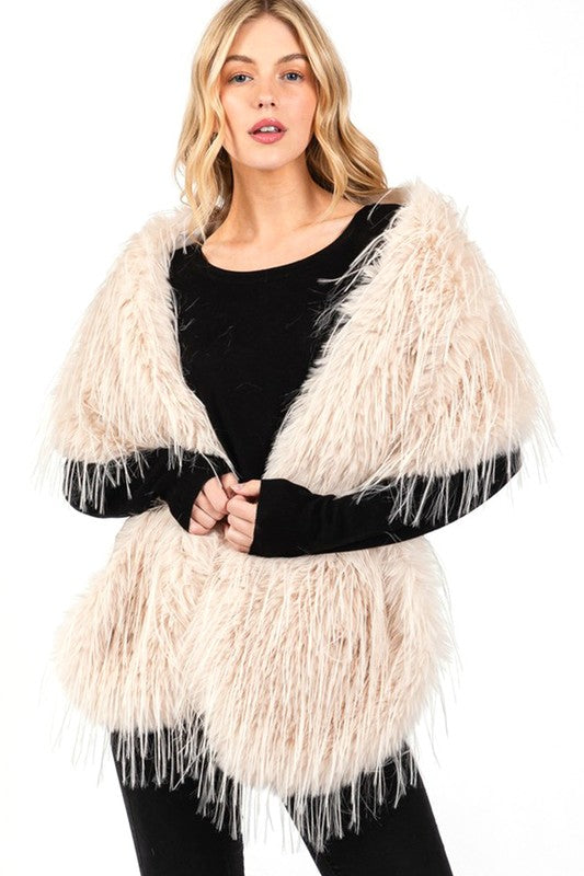 Women Luxurious Faux Fur Iconic Pull Through Shawl Zarnesh