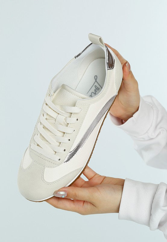 Women Moomba Paneling Round Toe Lace Up Sneakers | Zarnesh