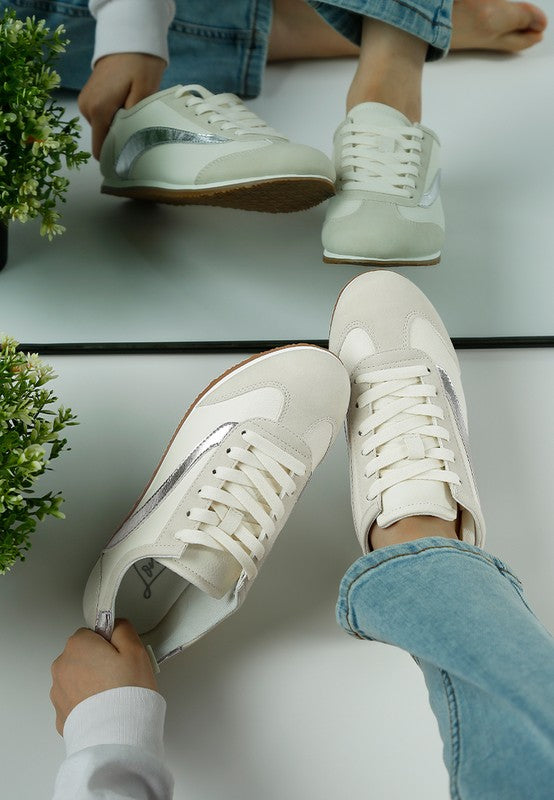 Women Moomba Paneling Round Toe Lace Up Sneakers | Zarnesh