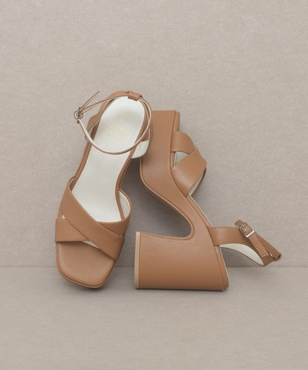 Women Oasis Society Norah Slip On Buckle Platform Heel Zarnesh