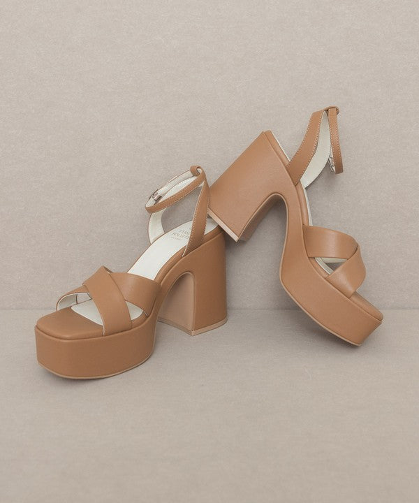 Women Oasis Society Norah Slip On Buckle Platform Heel Zarnesh