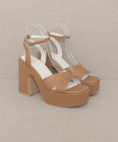 Women Oasis Society Norah Slip On Buckle Platform Heel Zarnesh