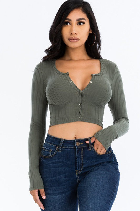Women Ribbed Scoop Long Sleeve Snap Button Fitted Crop Top Zarnesh