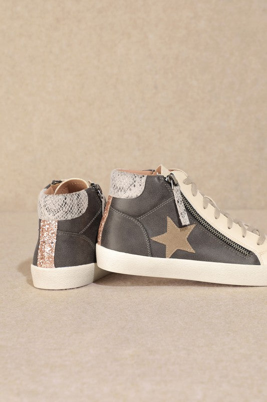 Women Star Embellished Round Toe High Top Sneakers | Zarnesh