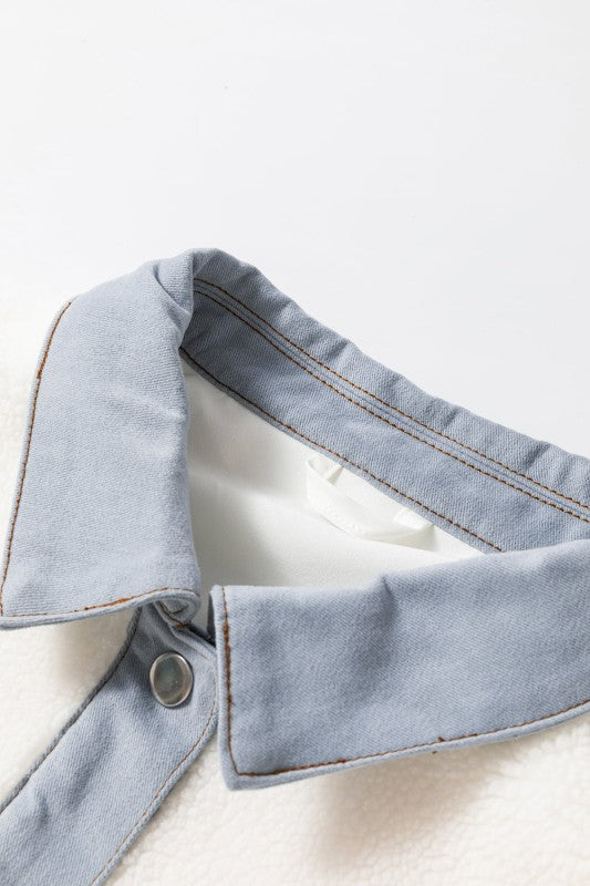 Women’s Solid Contrast Trim Buttoned Sherpa Jacket | Zarnesh