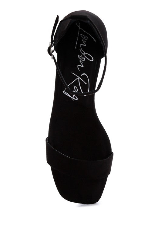Women Eshe Block Heel Sandals Zarnesh