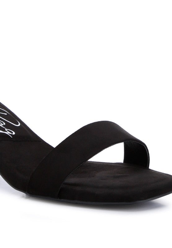 Women Eshe Block Heel Sandals Zarnesh