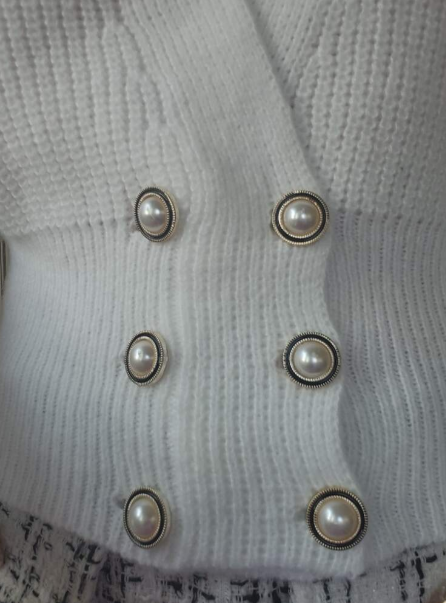 Women’s Deep V Double Breasted Pearl Beaded Sweater | Zarnesh