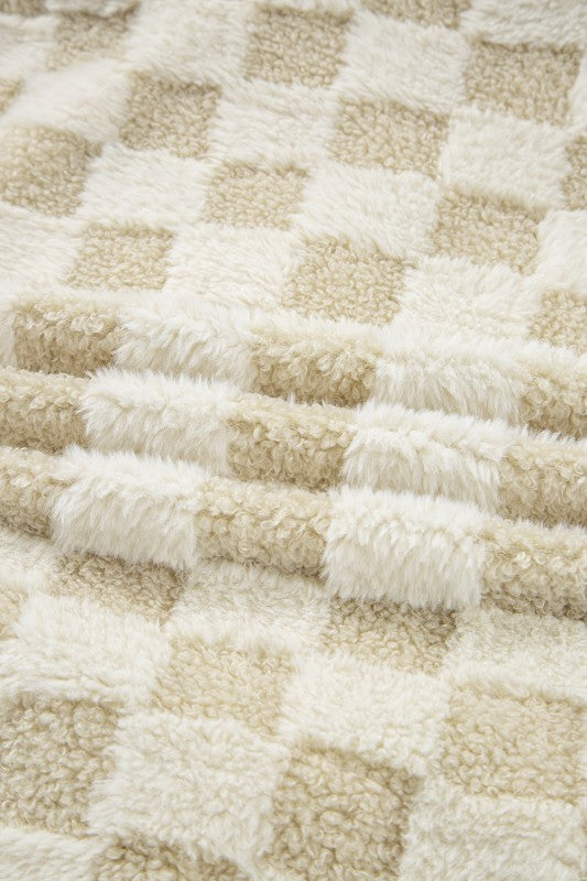 Women’s Checker Sherpa Fuzzy Snap Button Sherpa Pockets Jacket | Zarnesh