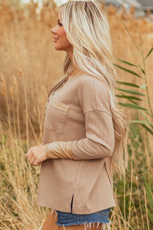 Women’s Colorblock Waffle Knit Textured Henley Top | Zarnesh