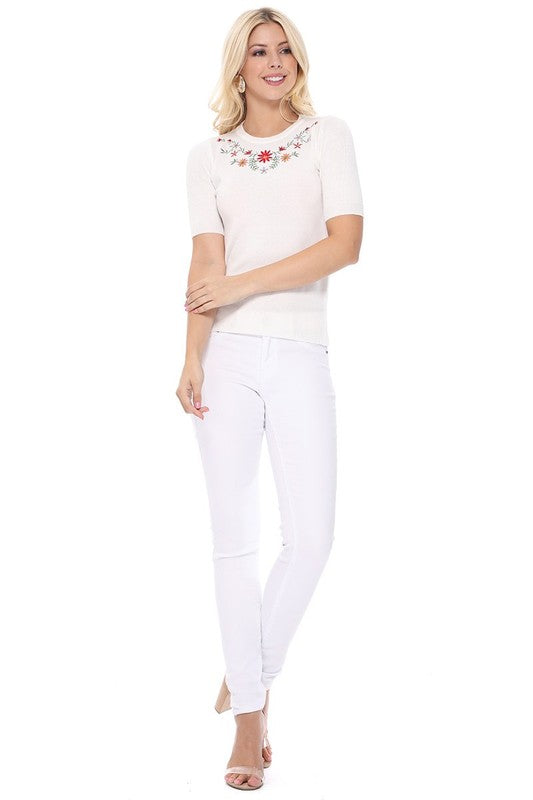 Women’s Daisy Flower Embroidered Knit Pullover Sweater | Zarnesh