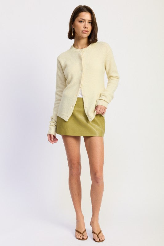 Women’s Fitted Button-Up Cardigan Ruffled Collar Sweater | Zarnesh