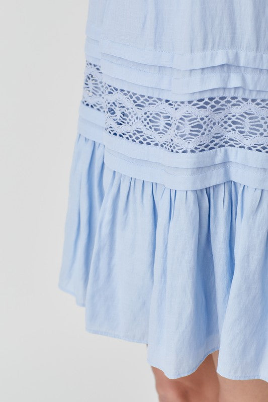 Women Pullover Halter Neck Trim Lace with Folded Detail Dress Zarnesh