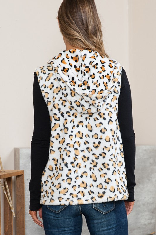 Women’s Leopard Hooded Vest with Pockets | Zarnesh