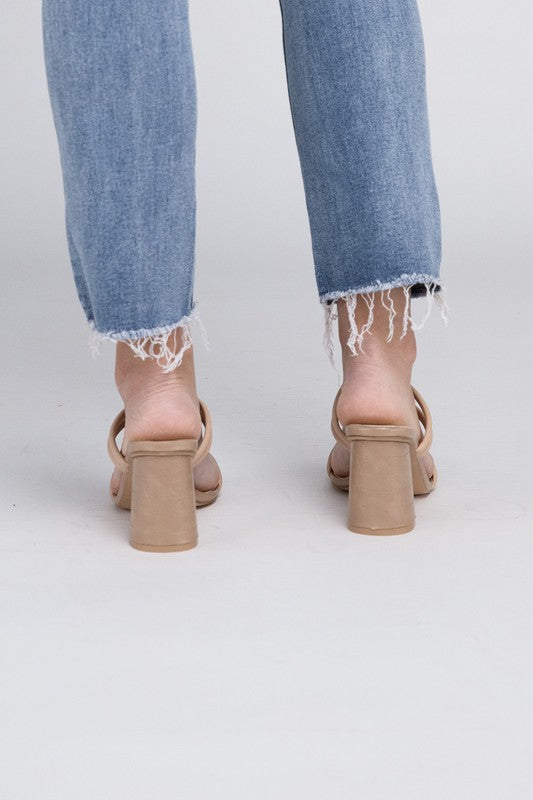 Women Oasis Society Angela Nude Strappy Alligator Heel Zarnesh