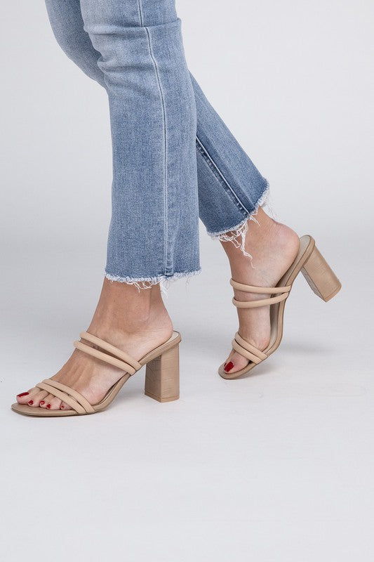 Women Oasis Society Angela Nude Strappy Alligator Heel Zarnesh