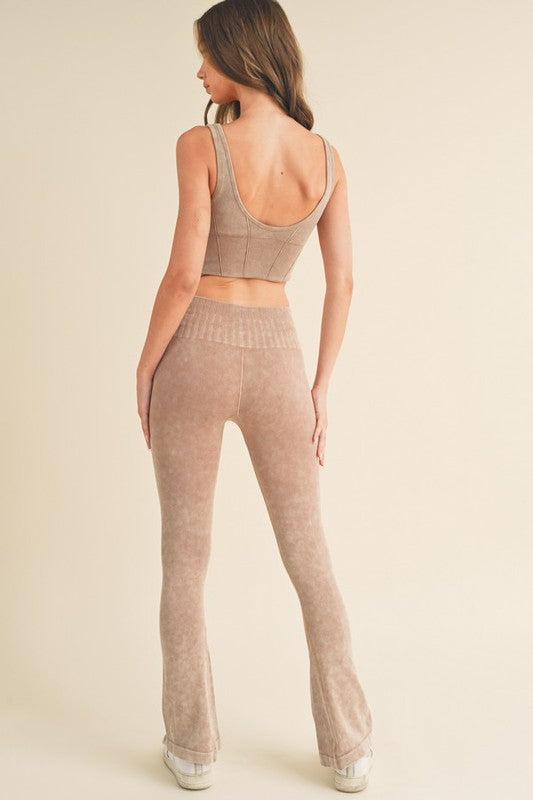 Women Stone Washed Ribbed Matching Yoga Set | Zarnesh