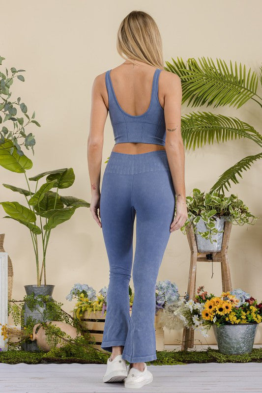Women Stone Washed Ribbed Matching Yoga Set | Zarnesh