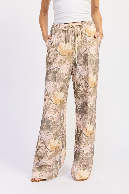 Women’s Woodland Camo Drawstring Sweatpants | Zarnesh